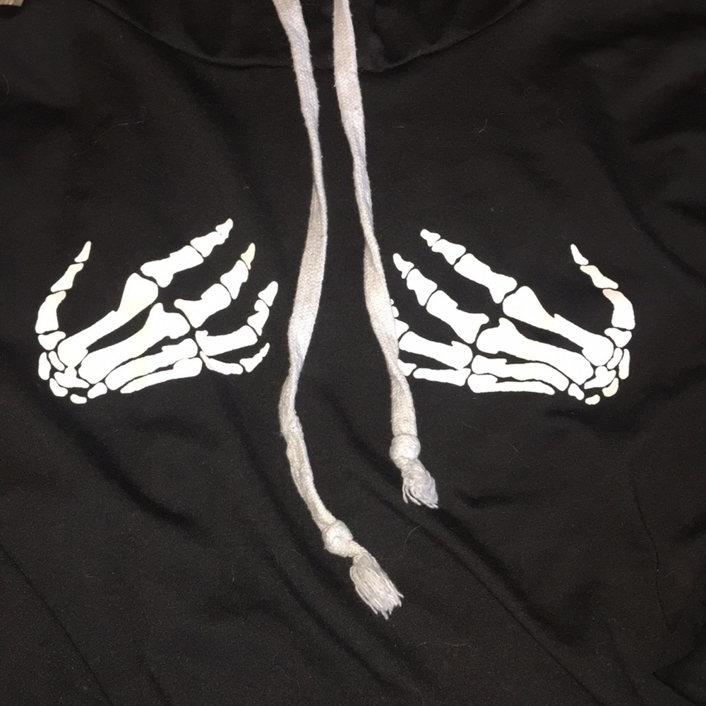 Sweatshirt - Picture 3 of 3